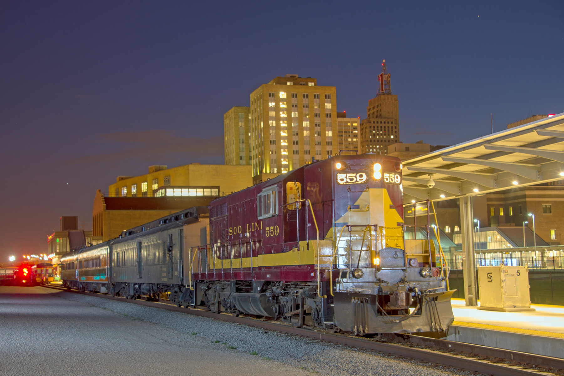 Soo Line Train pulling in to Union Depot's train platform